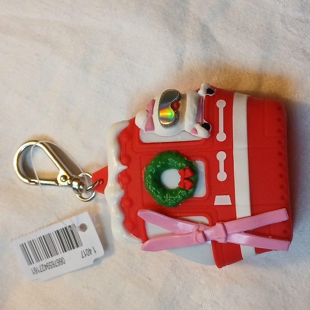 Bath and Body Works Mrs. Claus Ski Gondola Hand Sanitizer Holder NEW